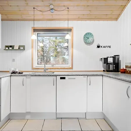 Luxurious In With Sauna Feriehus Strandby
