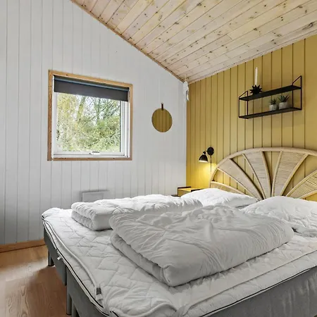 Luxurious In With Sauna Strandby