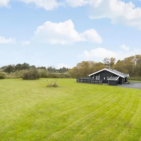 בית נופש Stunning In With Wifi סטרנדבי