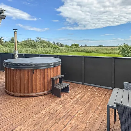 Luxurious In With Sauna Feriehus Strandby